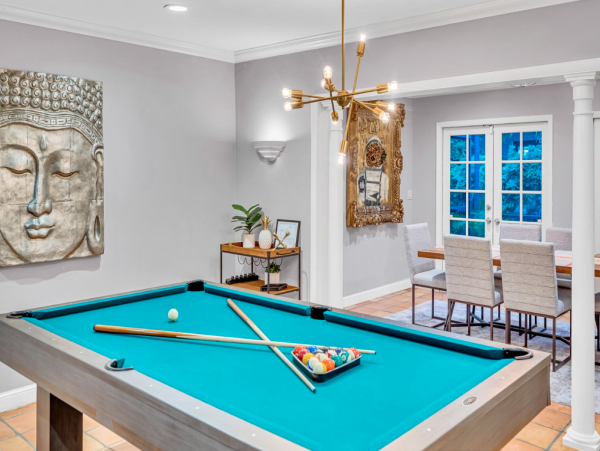 Luxurious Coral Ridge Residence with Heated Pool - Ideal Family Getaway